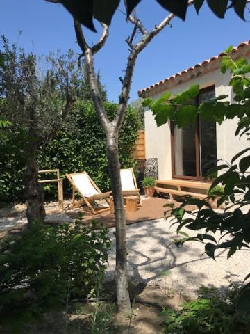 La Maison 1440 LʼIsle-sur-la-Sorgue Extérieur photo